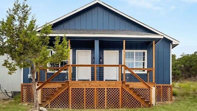 Foto del edificio - 1063 Sleepy Hollow Ln
