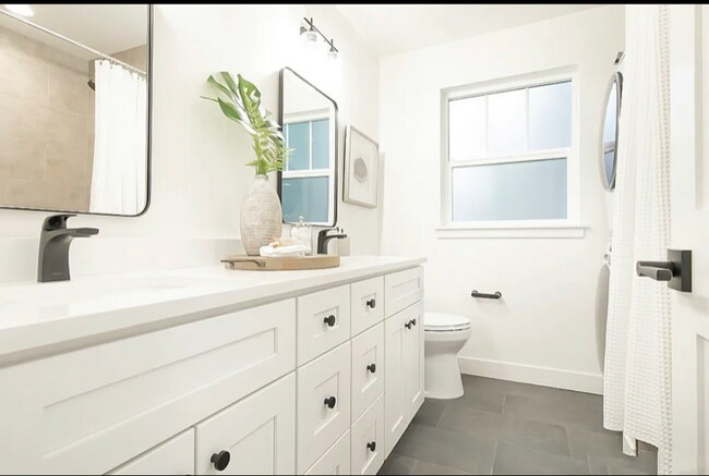 Foto del edificio - 6252 52nd Ave NE