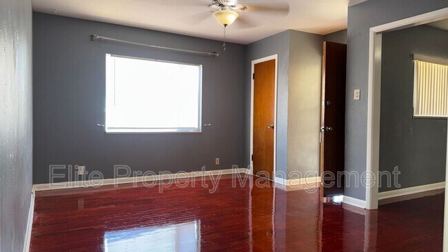 Foto del edificio - 612 Alpine Ave
