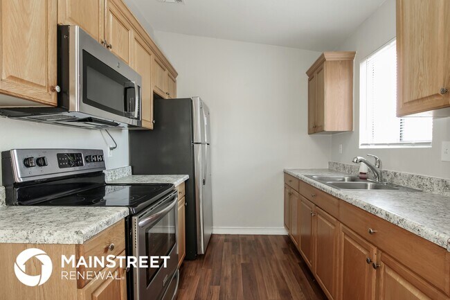 Foto del edificio - 4213 E Market St