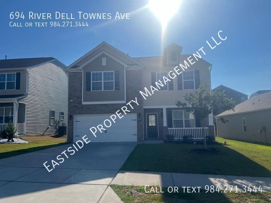 Foto principal - 694 River Dell Townes Ave.