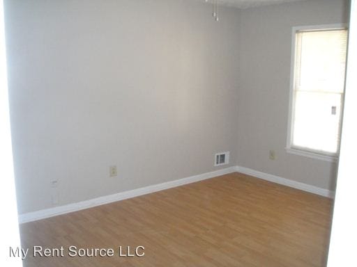 Building Photo - 789 Redland Dr