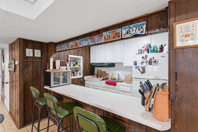 Foto del edificio - 4050 Taylor Ave