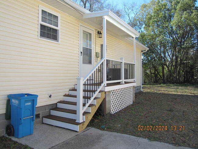 Building Photo - 2BR/1BA Single Family Home in Pascagoula. ...