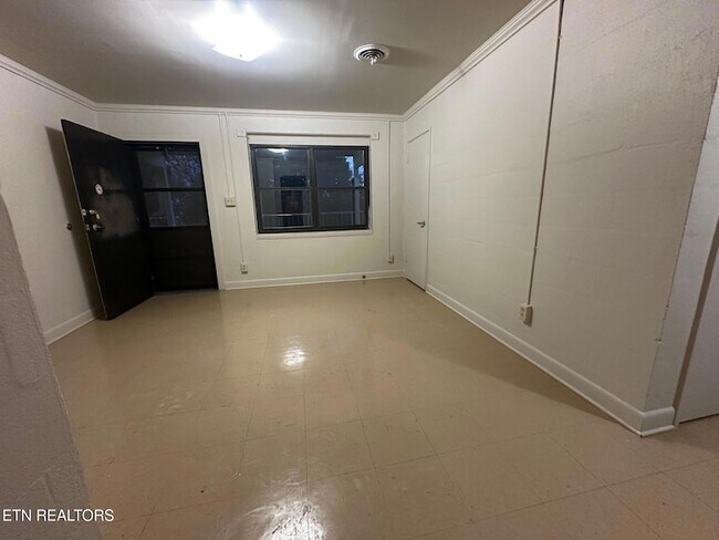 Foto del edificio - 706 Jay St