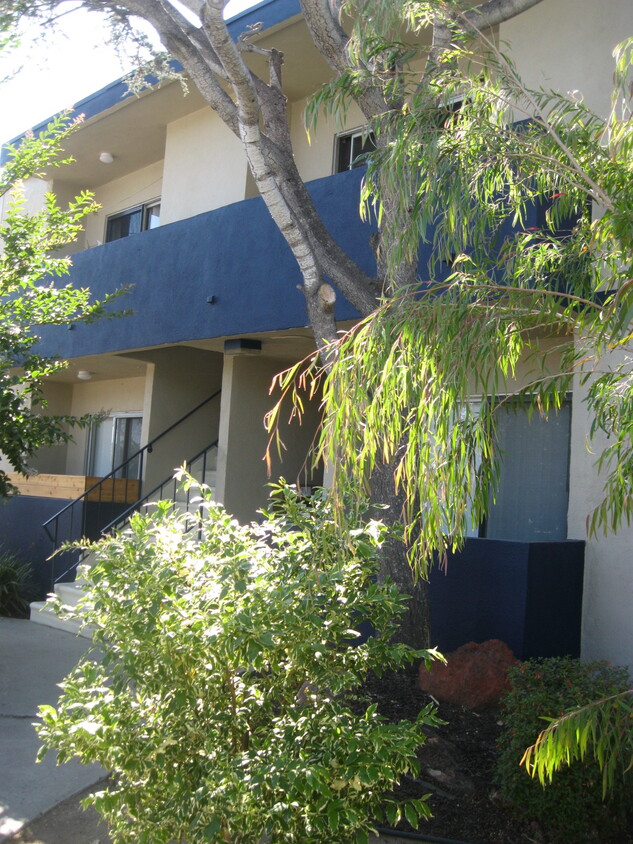 Primary Photo - 12485 Walsh Ave