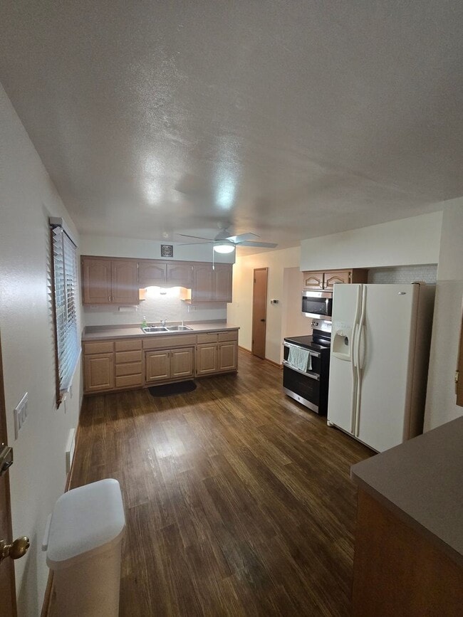 Foto del edificio - Recently renovated 3 bedroom ranch!