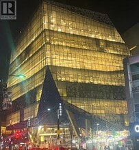 Building Photo - 308 Jarvis St