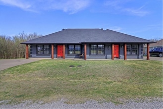 Building Photo - 3606 Kayewood St