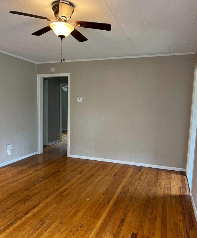 Building Photo - NOW AVAILABLE! - 1206 3rd St, Schenectady,...