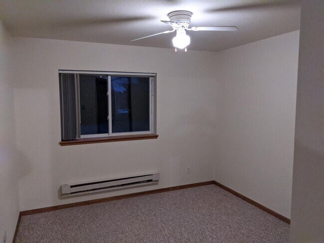 Building Photo - 505 Cedar Street