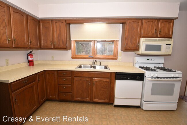Foto del edificio - 3 br, 1.5 bath House - 14769 Day Rd.