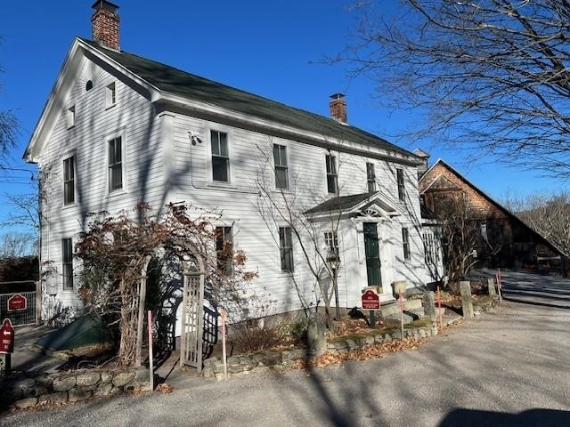 Foto del edificio - 86 Dudley Brook Rd