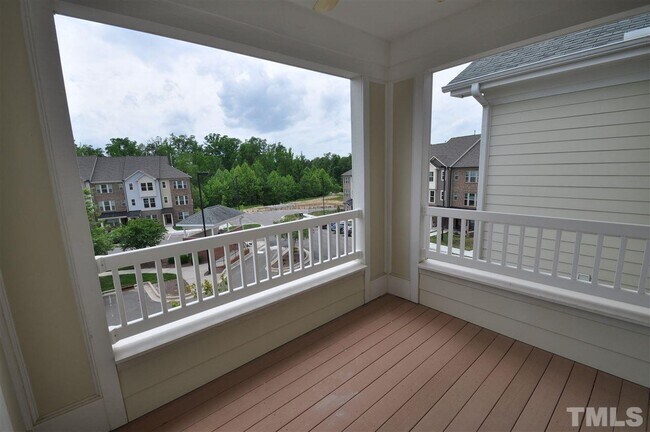 Building Photo - 732 Portstewart Dr