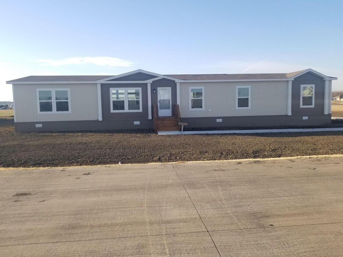 Foto principal - 105 Adams Rd
