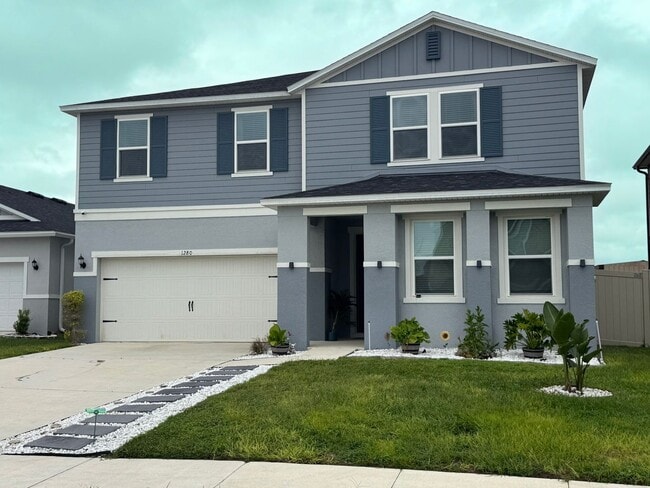Building Photo - Beautiful 3 bedroom/2.5 bath in NEW Winter...