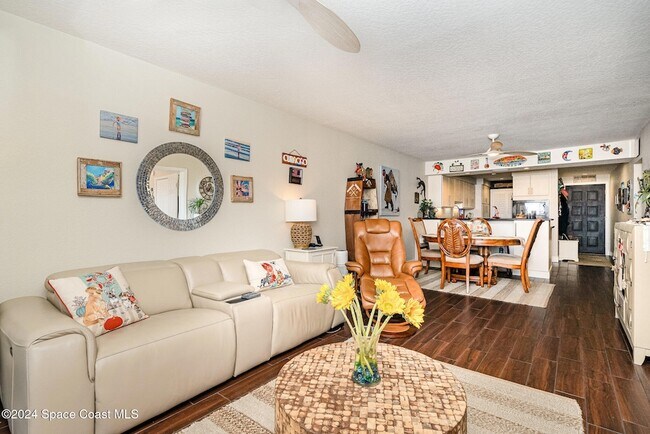 Building Photo - 1049 Rockledge Dr