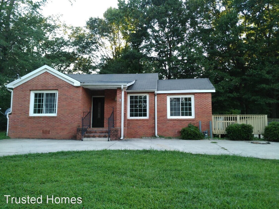 Foto principal - 4 br, 2 bath House - 6067 Cooper Street