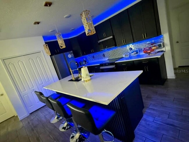 Foto del edificio - 855 Fillmore Ct