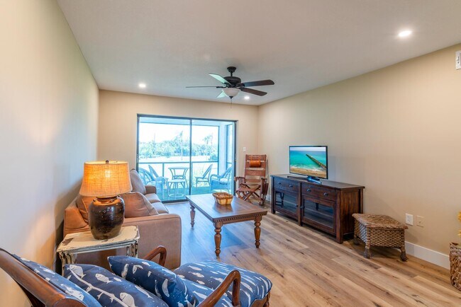 Foto del edificio - 5463 SE Miles Grant Rd