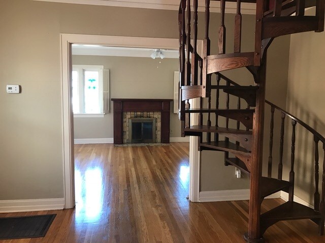 Foto del edificio - 2615 22nd St