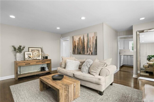 Foto del edificio - 80 Ridgewood Ave