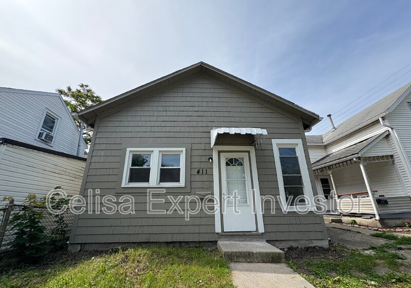 Primary Photo - 411 Archer Ave