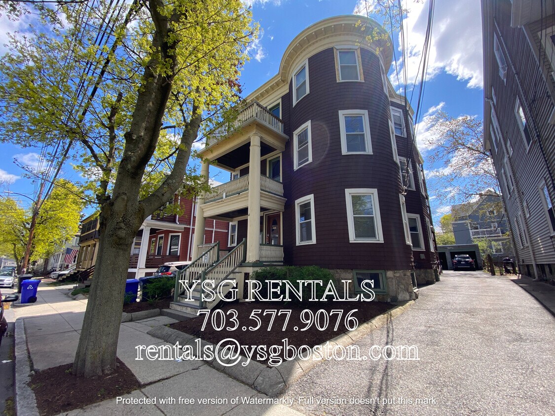 Primary Photo - 40 Easton St