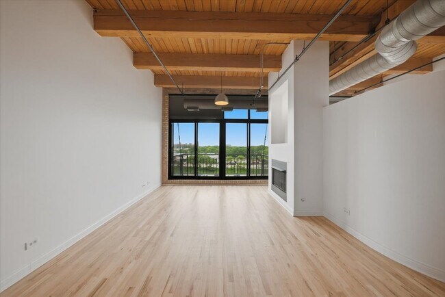 Foto del edificio - 1250 W Van Buren St