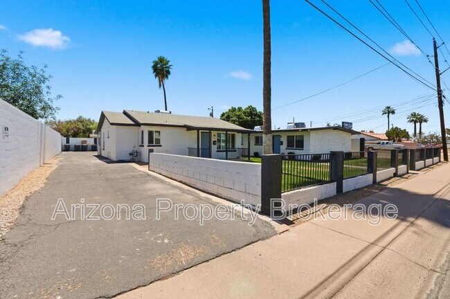 Foto del edificio - 805 E Turney Ave