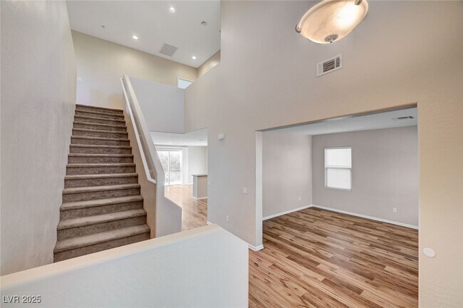 Foto del edificio - 183 Rolling Fields Ct