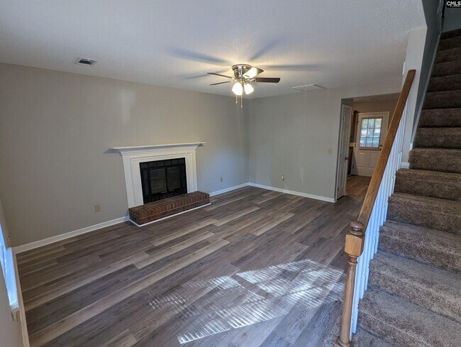 Foto del edificio - 1 Allison Ct