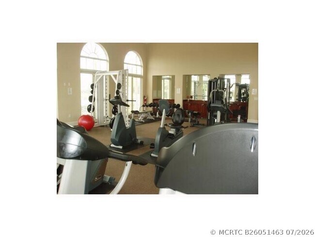 Foto del edificio - 1570 NE 33rd Rd