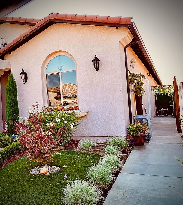 1967 E Amaryllis Ave, Fresno, CA 93730 House Rental in Fresno, CA
