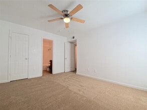 Building Photo - 8100 Creekbend Dr