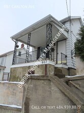 Building Photo - 807 Carlton Ave