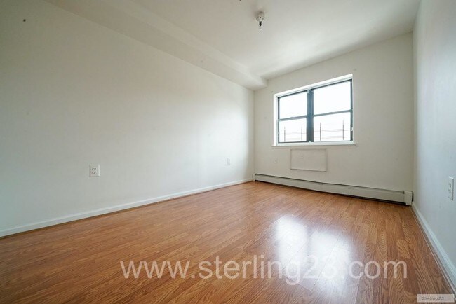 Foto del edificio - 3428 10th St