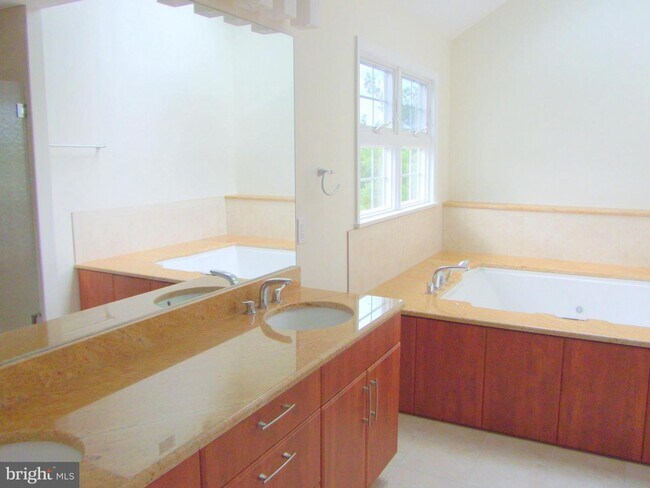 Building Photo - 51 Remington Cir
