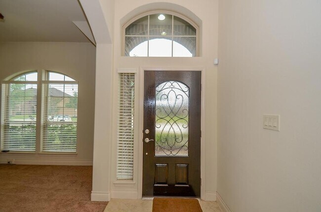 Foto del edificio - 4307 Fenetre Forest St