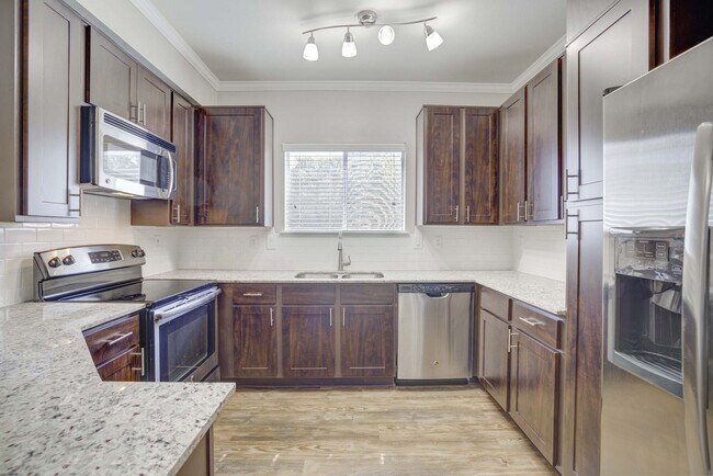 Foto del edificio - Somerset Townhomes