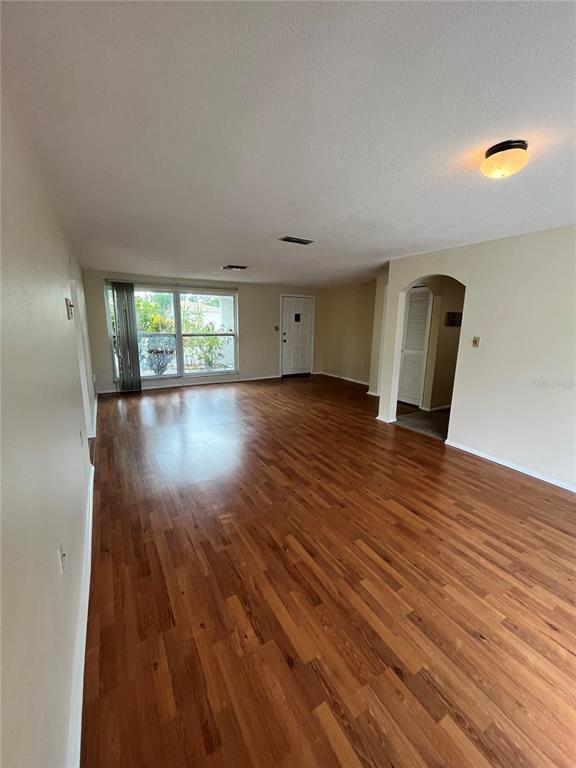 Building Photo - 7403 Populus Dr