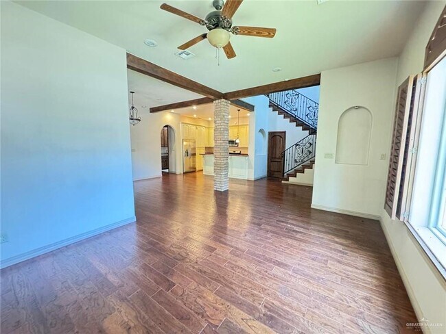 Foto del edificio - 17 Cottonwood Ave
