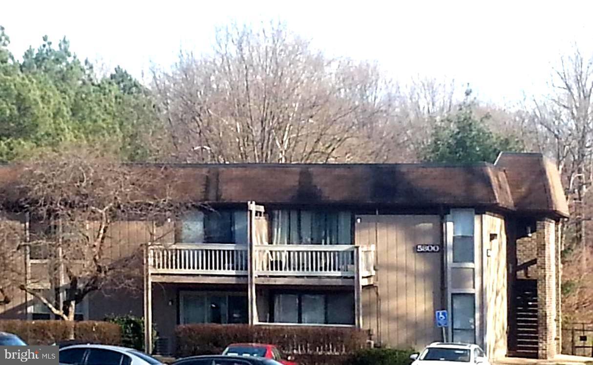 Building Photo - 5802 Royal Ridge Dr