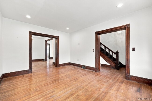 Building Photo - 304 W Delavan Ave