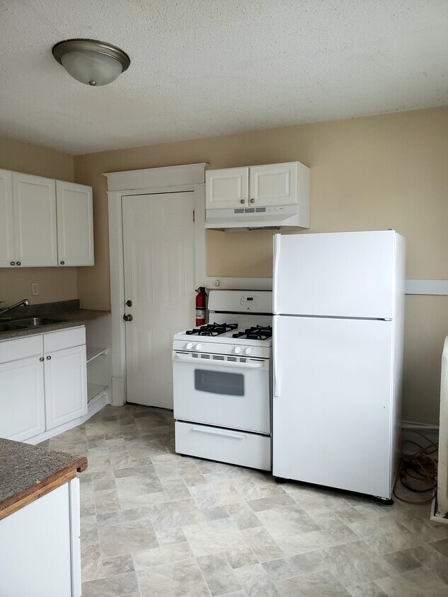Foto principal - 663 Blair Ave