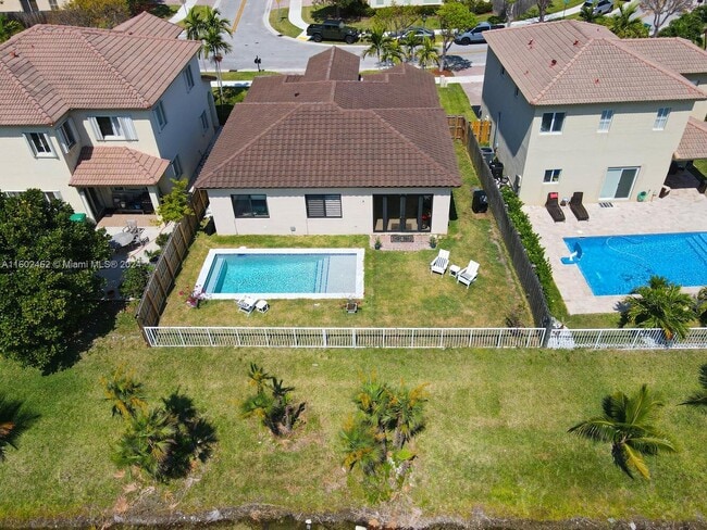 Foto del edificio - 22061 SW 87th Pl