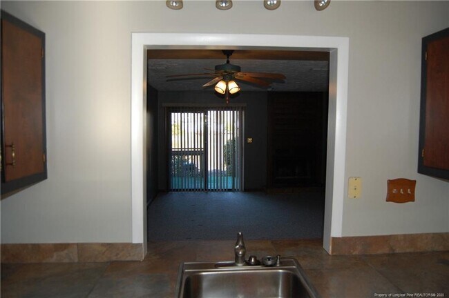 Building Photo - 119 Mallard Cove