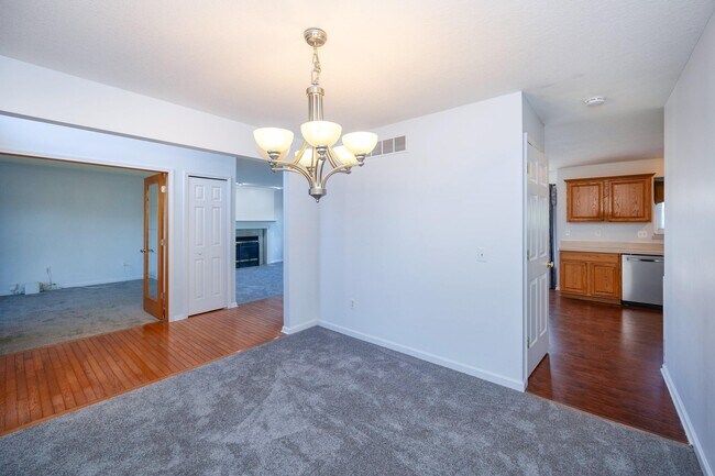 Foto del edificio - 7798 Greene Farm Dr