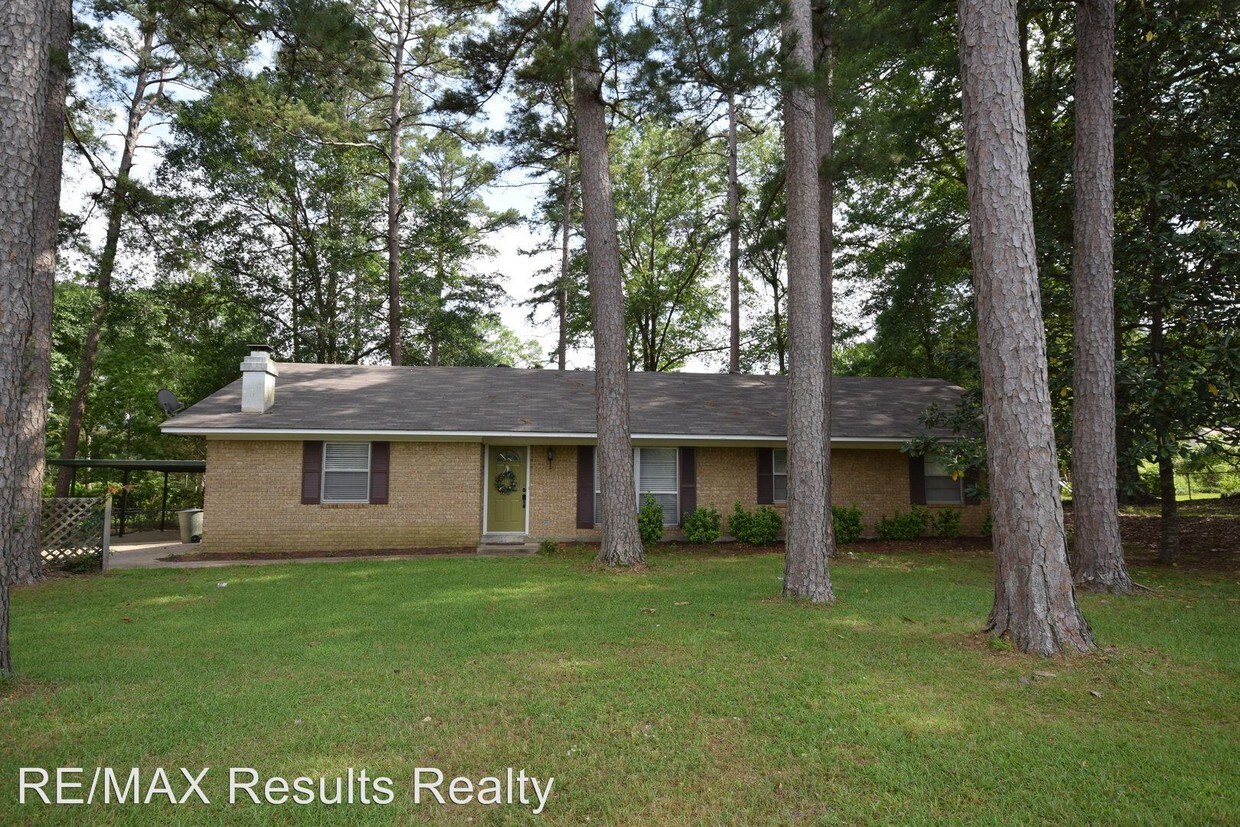 Primary Photo - 3 br, 2 bath House - 406 E Kentucky