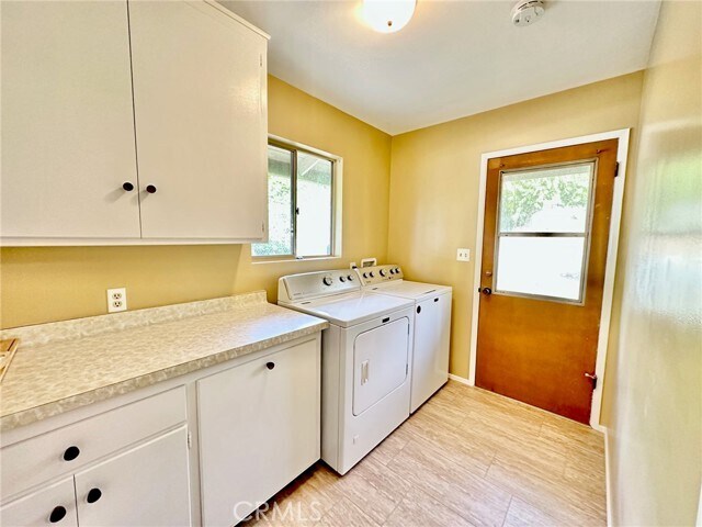Building Photo - 303 E Highland Ave